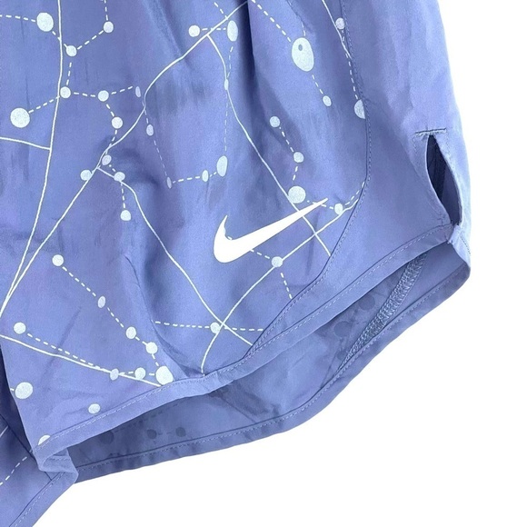 EUC-AUTHENTIC Nike Dri-Fit Tempo Printed, Built In Brief, Running Shorts Size XS - Picture 2 of 9